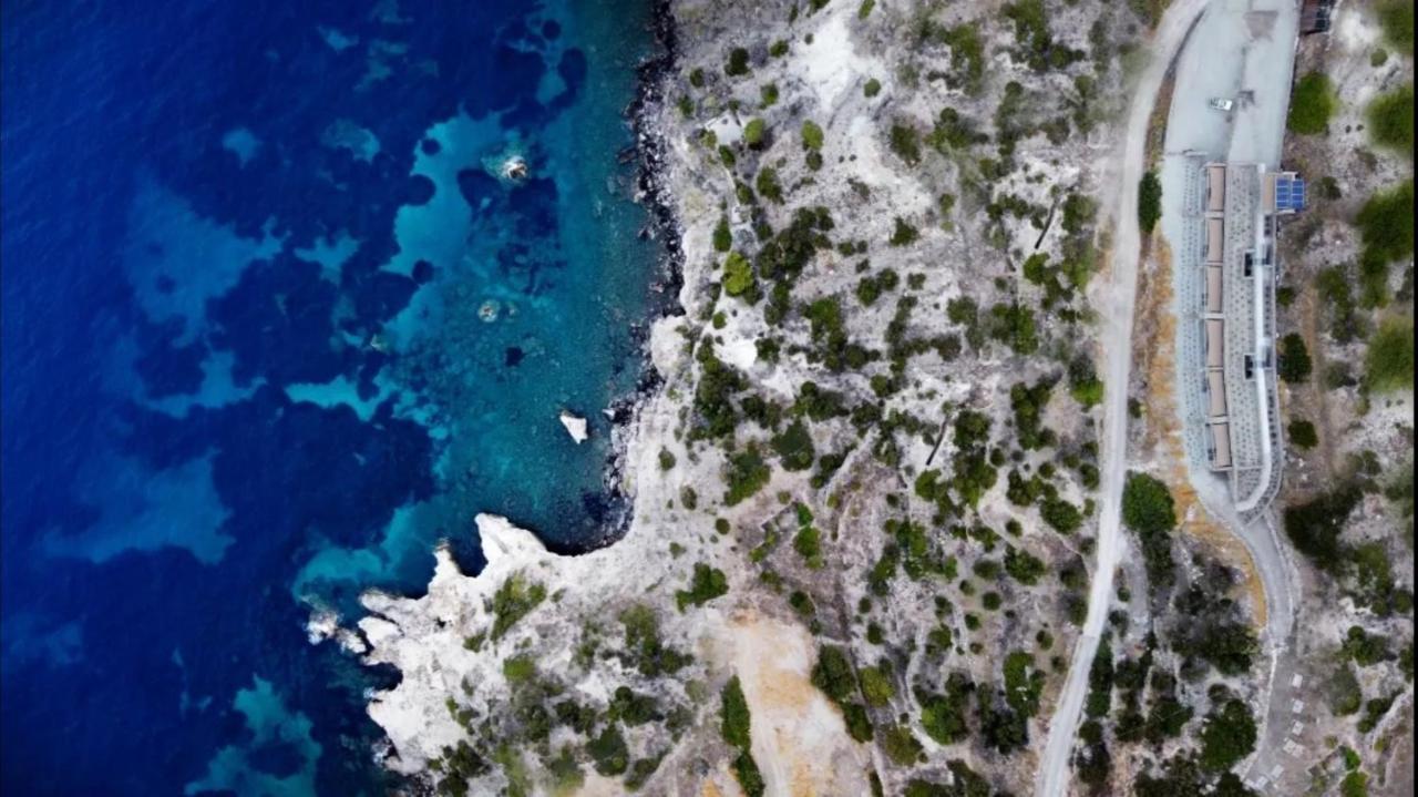 Echoes Milos Plaka  Exterior photo